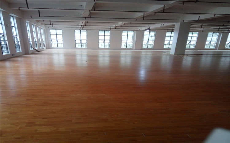 山西柞木實木運動地板公司