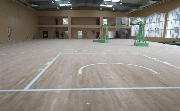 上海楓木體育木地板哪家公司好