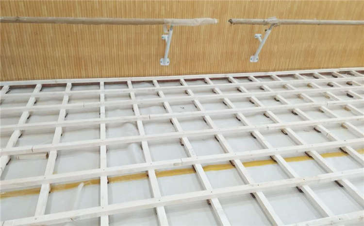 橡膠木木地板籃球場廠**哪**好？